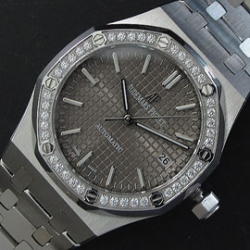 AUDEMARS PIGUET ロイヤルオーク 全面ダイヤベゼル アフターサービス絶好