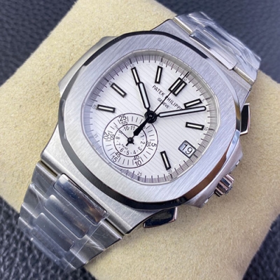 PATEK PHILIPPE 5980/1A-019 PPF製 ノーチラス クロノグラフ ホワイト