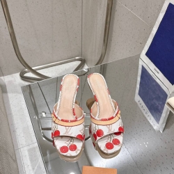 【LOUISVUITTON】SS25村上隆コラボスリッポンキャンバスサンダルレディース