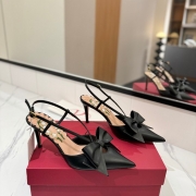 【VALENTINO】25SSパンプスレディース