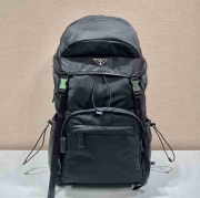 プラダ スタイル マウンテン リュック 2VZ090 サイズ：32×57×19cm