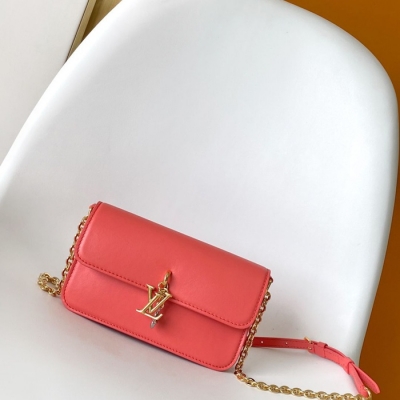 LV ショルダーバッグ ウォレットオンチェーン 20×11.5×4cm