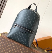 ルイ・ヴィトン スタイル ディスカバリー スリム リュック サイズ：38×13×28cm