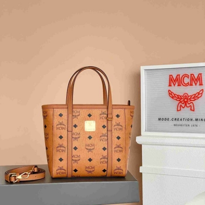 MCM ショルダーバッグ アレン 19×9.5×18.5cm