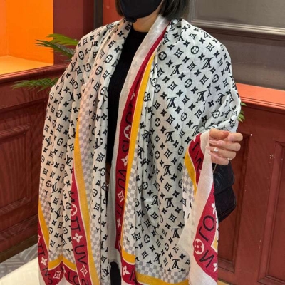ルイ ヴィトン 銀糸カシミヤスカーフ 110x200cm