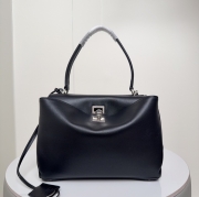 バレンシアガ ショルダーバッグ ロデオ 29×20×10cm