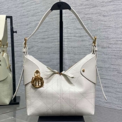 ディオール ハンドバッグ ヴォヤージュ 22×9.5×15cm