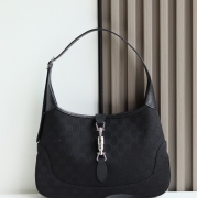 グッチ ショルダーバッグ 28×19×4.5cm