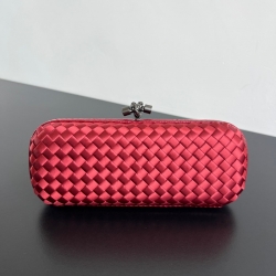 BOTTEGA VENETA ノット シルク編み クラッチバッグ レディース 25×10×5cm