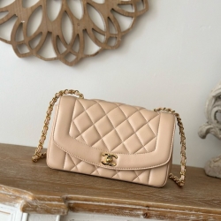 シャネル ハンドバッグ 22.5×14×7cm