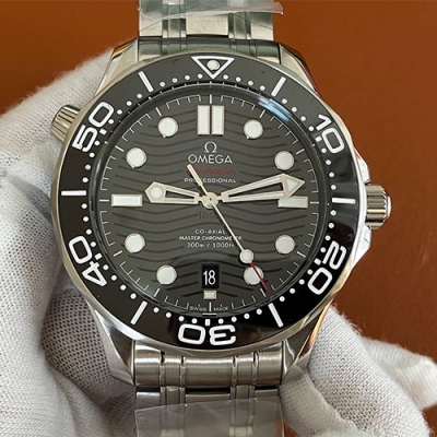 OMEGA 210.30.42.20.01.001 VS工場 シーマスター ダイバー300M