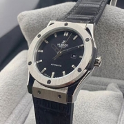HUBLOT クラシックフュージョン チタニウム 542.NX.1171.LR 2824-2搭載 最高級