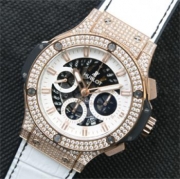 HUBLOT アエロバン スケルトン文字盤 ダイヤベゼル 迅速対応