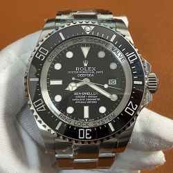 ROLEX シードゥエラー 126660 ブラック 904L 2836搭載