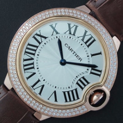 CARTIER バロンブルー 46mm ブラウン革ベルト 全面ダイヤベゼル 丁寧対応