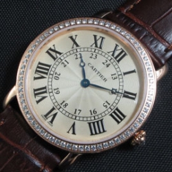 CARTIER ロンド ピンクゴールド 新作腕時計
