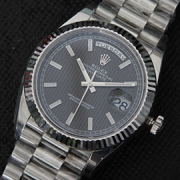 ROLEX 228239 デイデイト 40mm ストレート文字盤