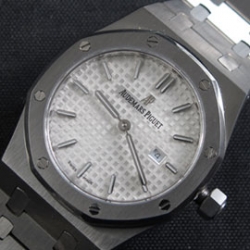 AUDEMARS PIGUET ロイヤルオーク 34mm クォーツ搭載