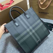 BURBERRY トートバッグ ラージチェック レザー メンズ 37.5×35.5×15cm