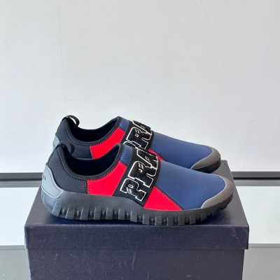 プラダ メンズ スニーカー 39-44