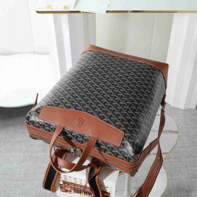 ゴヤール スタイル シザルパン リュック サイズ：33×43×14cm