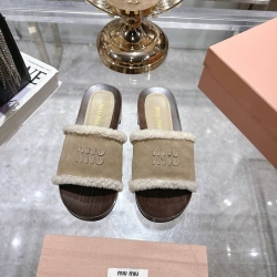 【MIUMIU】ウッドソールウールスリッポンレディース