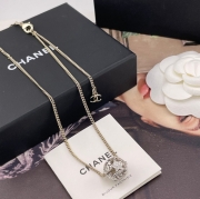 ネックレス C 透かし星×シルバーボールネックレス — 2段階調節可能、杭州スターと呼ばれる人気モデル、軽やかで可愛らしい