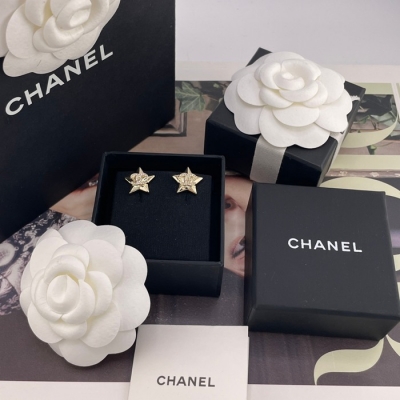 シャネル スタイル ピアス スター