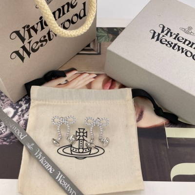 ヴィヴィアン ウエストウッド スタイル ピアス サターン ボウ