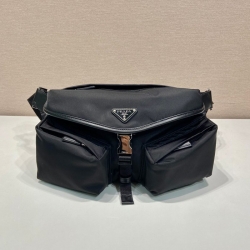 PRADA ショルダーバッグ リサイクルナイロン メンズ 27×18×7cm