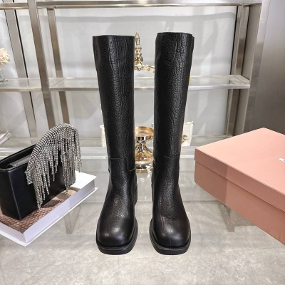 【MIUMIU】ショートブーツレザーブーツマーチンブーツレディース