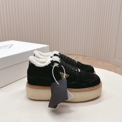 【PRADA】ウールブーツレディース