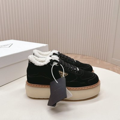 【PRADA】ウールブーツレディース