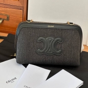 CELINE ミニチェーンウォレット トリオンフ キャンバス レディース 16×11cm