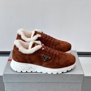 プラダ メンズ スニーカー スエード 39-45