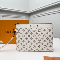 LOUIS VUITTON ポシェット トゥーゴー モノグラム シャドウ レザー メンズ 30×21.5×1cm
