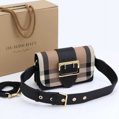 バーバリー ショルダーバッグ バックル 19.5×5×12cm