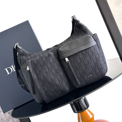 DIOR ライダー ソフト ショルダーバッグ オブリーク メンズ 36×30.5×14.5cm