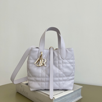 ディオール ハンドバッグ トゥジュール 16×12×18cm
