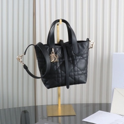 ディオール ハンドバッグ トゥジュール 16×12×18cm