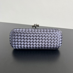 BOTTEGA VENETA ノット シルク編み クラッチバッグ レディース 25×10×5cm