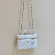 シャネル ハンドバッグ 14×19×5cm