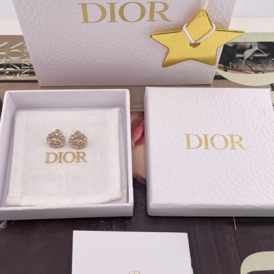 ディオール スタイル ピアス カラーダイヤ