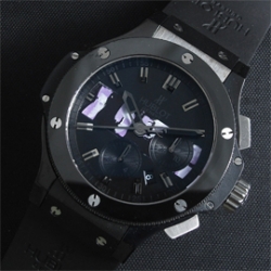 HUBLOT デペッシュ ブラックダイヤル 独自の製法