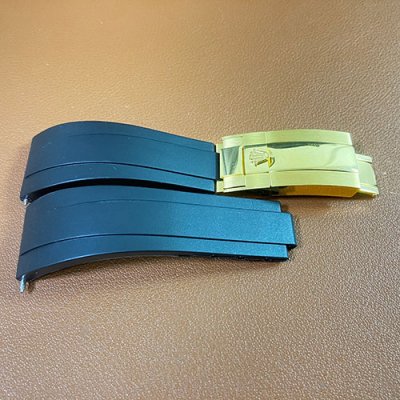 ROLEX デイトナ ラバーベルト ゴールド 最新品