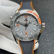 OMEGA 215.92.44.21.99.001 VS製 シーマスター プラネットオーシャン 600M