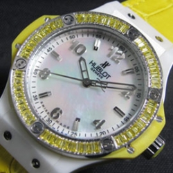 HUBLOT ビッグバン クォーツ式 人気シリーズ