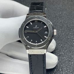 HUBLOT クラシックフュージョン 581.NX.1470.RX レディース 新品