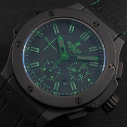 HUBLOT ビッグバン クグリーンマジック Asian 7750搭載 愛用者多数