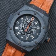 HUBLOT アエロバン クォーツ搭載 自動巻き 高精度